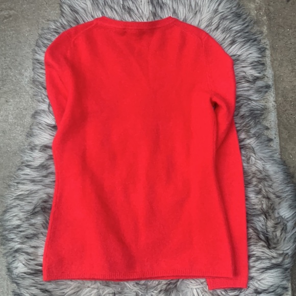 Lord &Taylor Crewneck 100%Cashmere Red Sweater - Picture 7 of 7